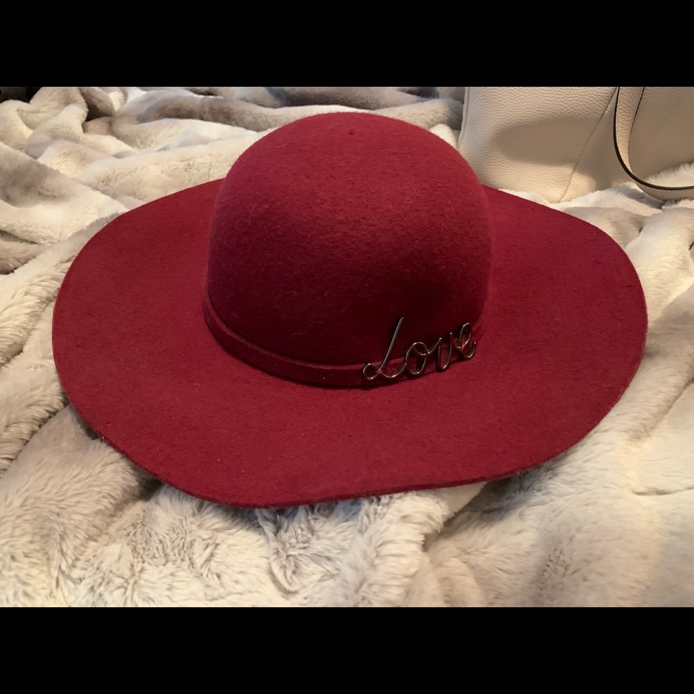 BCBG adjustable Felt Hat